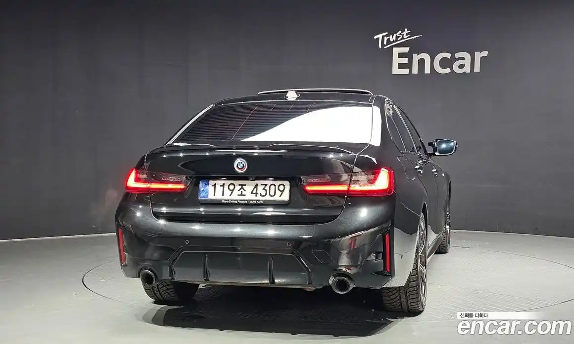 BMW 3-Series 2023 2.0 Автомат в Москве № 210772, фото 4