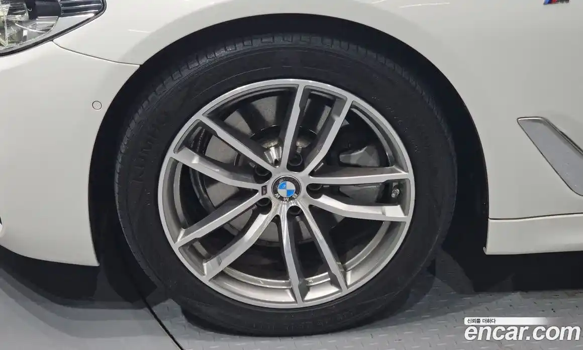 BMW 5-Series 2020 2.0 Автомат в Москве № 211103, фото 12