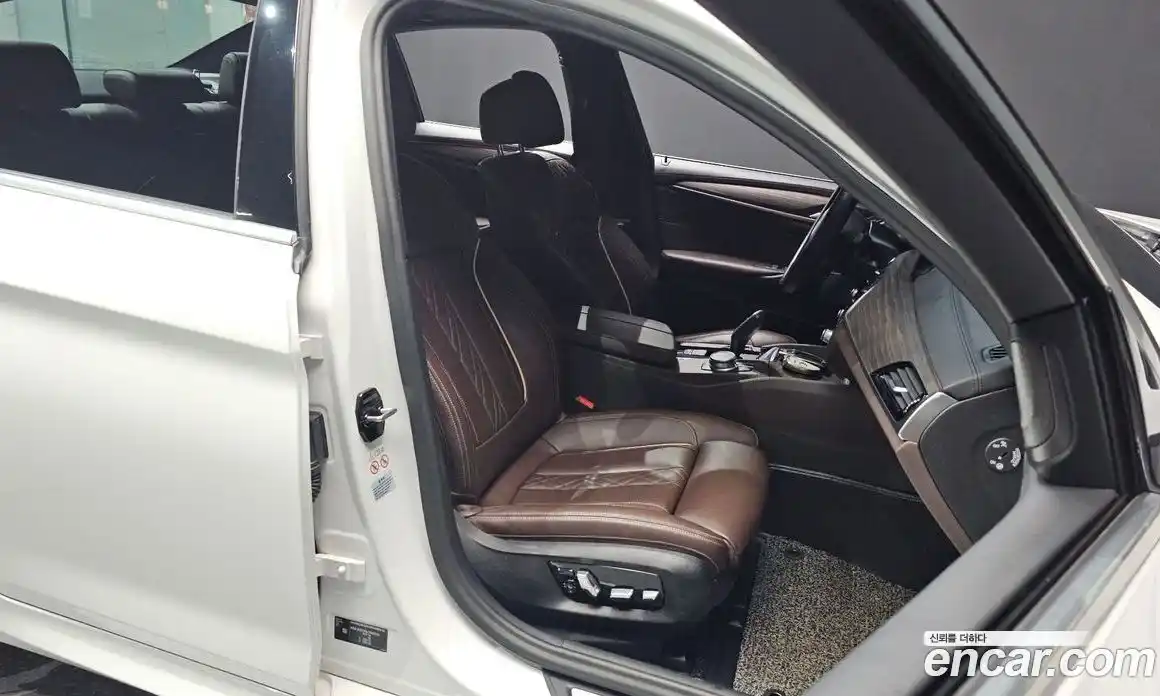 BMW 5-Series 2020 2.0 Автомат в Москве № 211103, фото 14