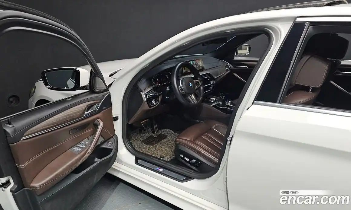 BMW 5-Series 2020 2.0 Автомат в Москве № 211103, фото 18