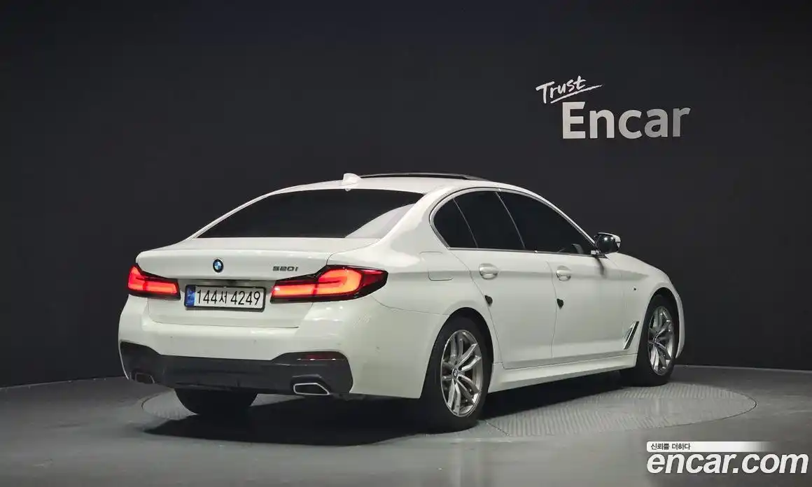 BMW 5-Series 2020 2.0 Автомат в Москве № 211103, фото 4