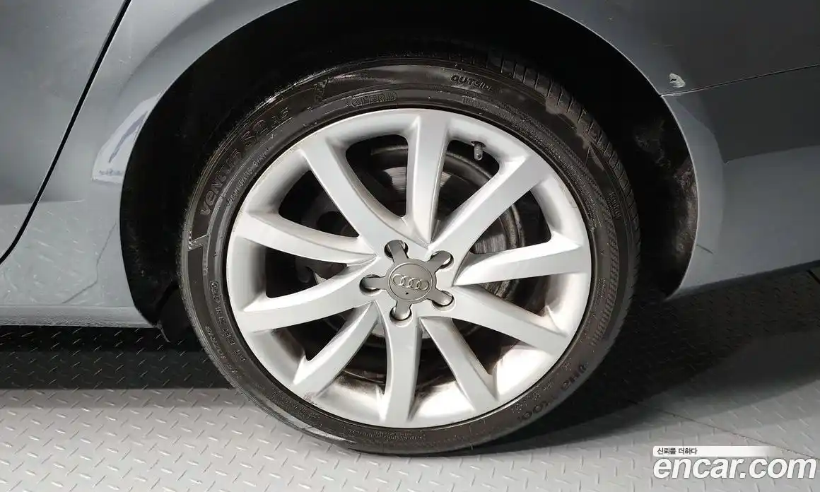 Audi A4 2015 2.0 Автомат в Москве № 212428, фото 9