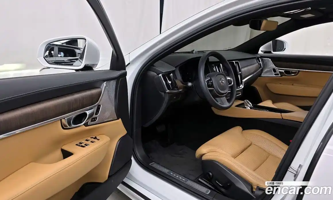 Volvo S90 2023 2.0 Автомат в Москве № 212836, фото 10