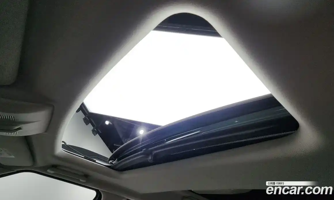 Land Rover Discovery 2015 3.0 Автомат в Москве № 213381, фото 19