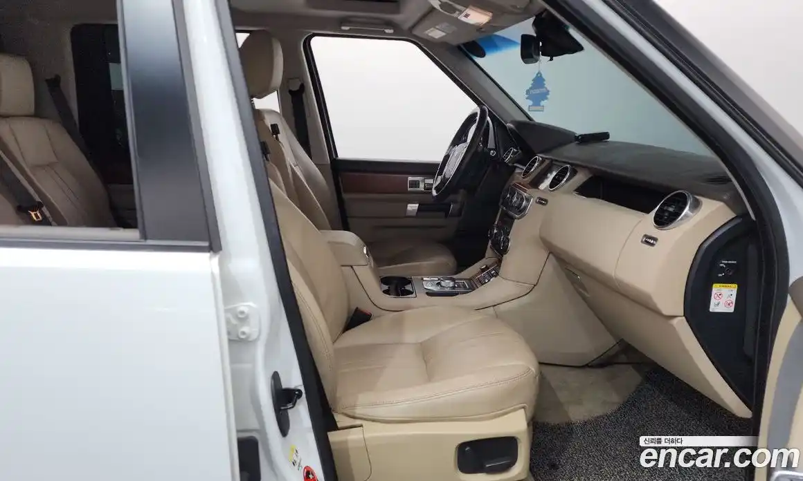 Land Rover Discovery 2015 3.0 Автомат в Москве № 213381, фото 8