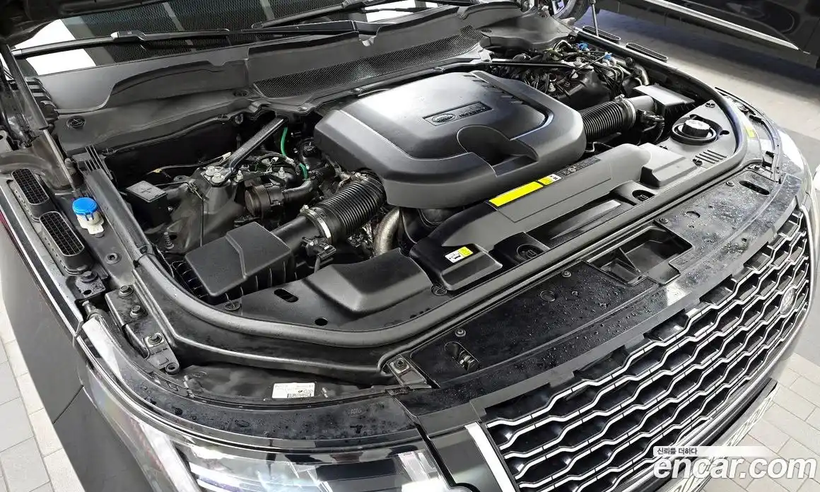 Land Rover Range-Rover 2021 3.0 Автомат в Москве № 213386, фото 19