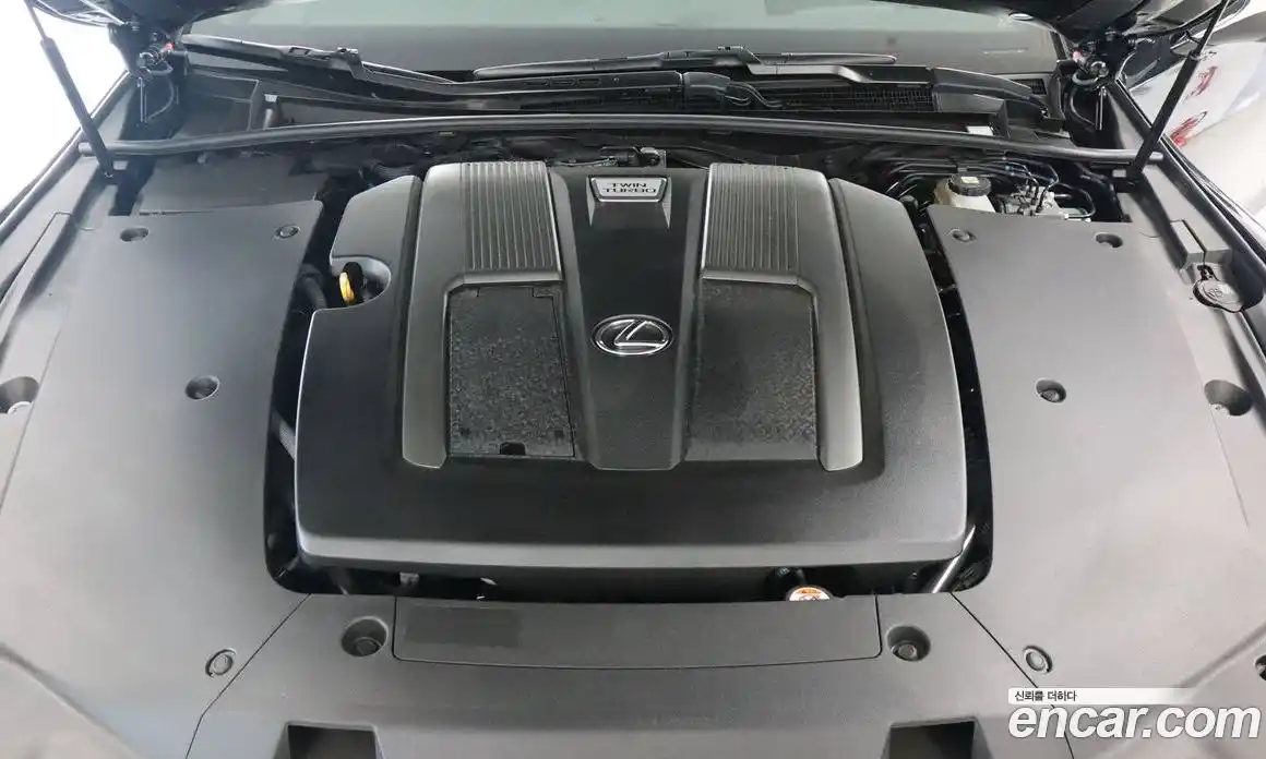 Lexus LS 2024 3.4 Автомат в Москве № 214743, фото 6