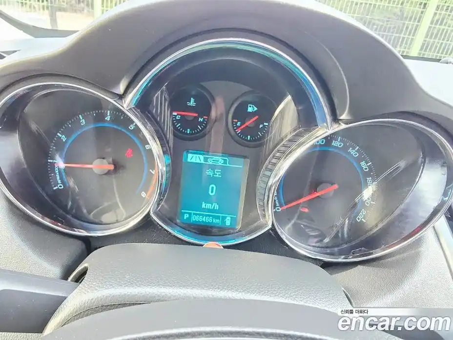 Chevrolet Cruze 2016 1.8 Автомат в Москве № 219588, фото 8