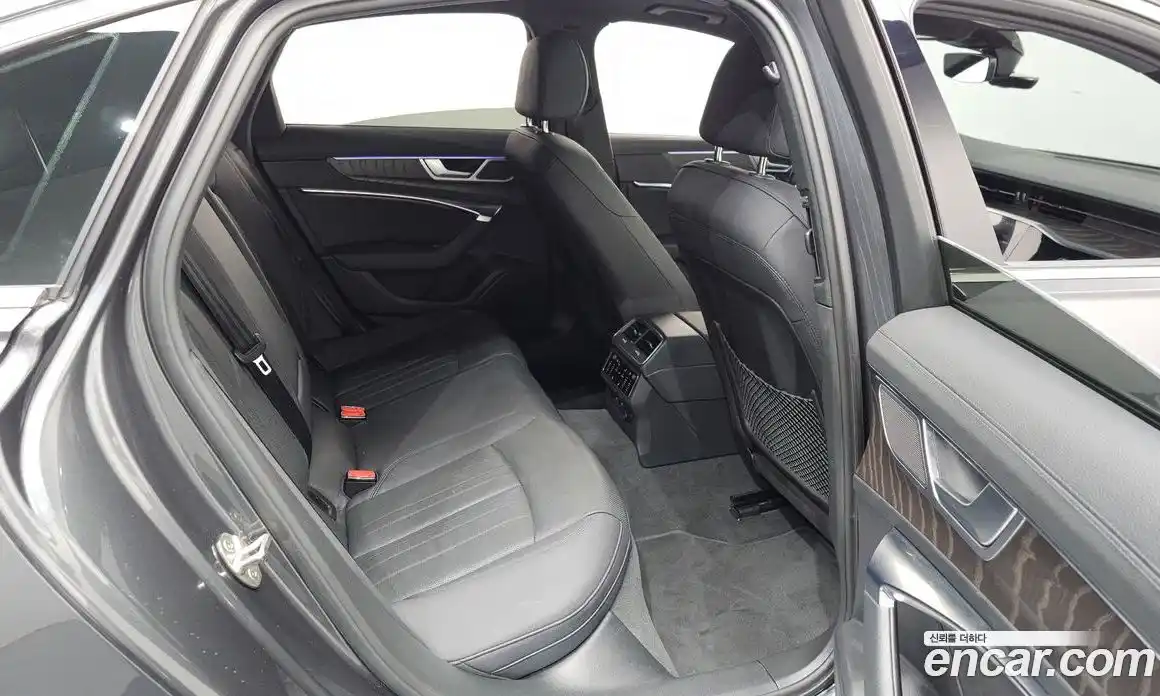 Audi A6 2022 2.0 Автомат в Москве № 220466, фото 18