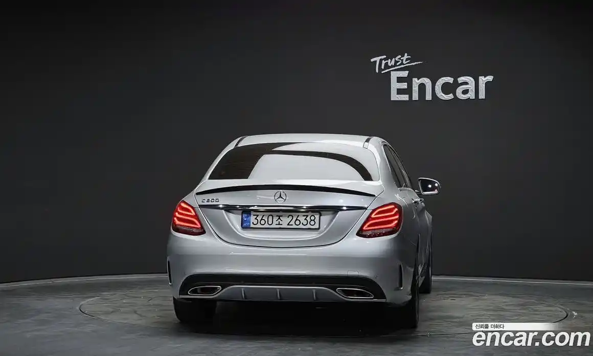 Mercedes-Benz C-Class 2017 2.0 Автомат в Москве № 220577, фото 17