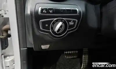 Mercedes-Benz C-Class 2017 2.0 Автомат в Москве № 220577, миниатюра 2