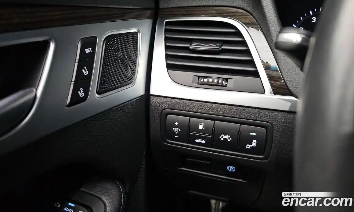 Genesis G80 2019 3.3 Автомат в Москве № 22188, фото 16