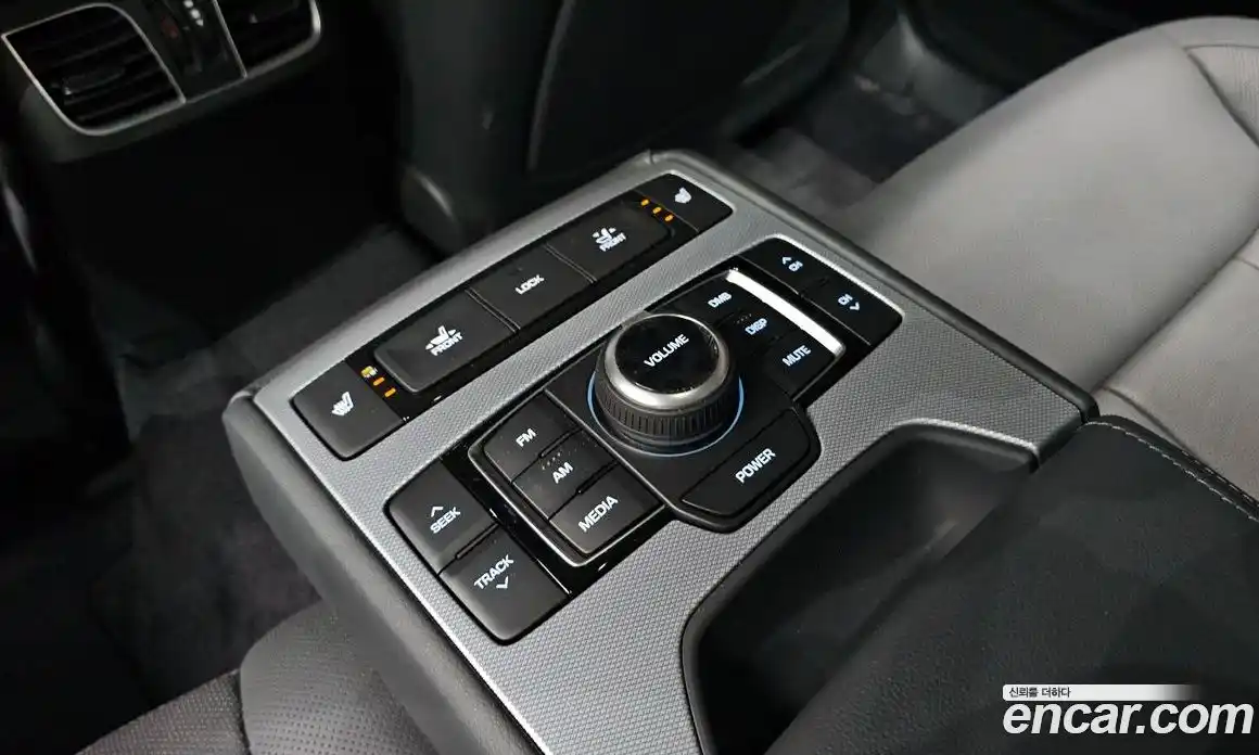 Genesis G80 2019 3.3 Автомат в Москве № 22188, фото 19