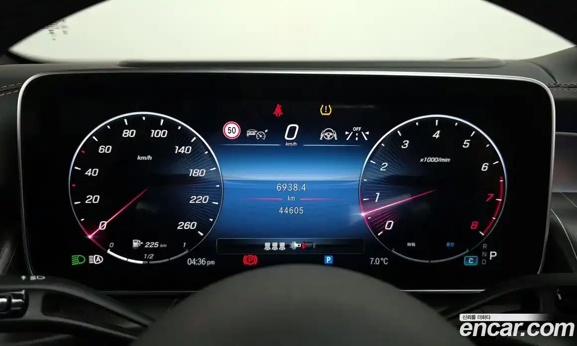 Mercedes-Benz GLC-Class 2023 2.0 Автомат в Москве № 225085, фото 13