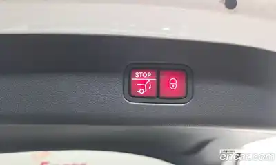 Mercedes-Benz GLC-Class 2023 2.0 Автомат в Москве № 225085, миниатюра 4