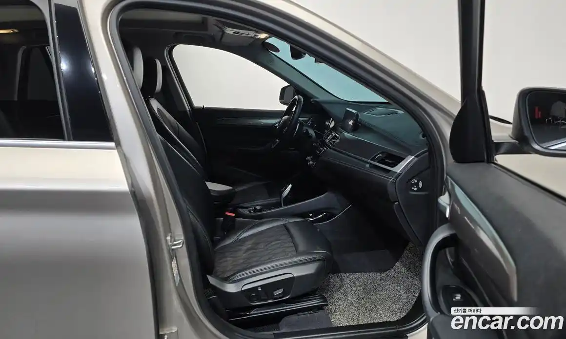 BMW X1 2021 2.0 Автомат в Москве № 228439, фото 13