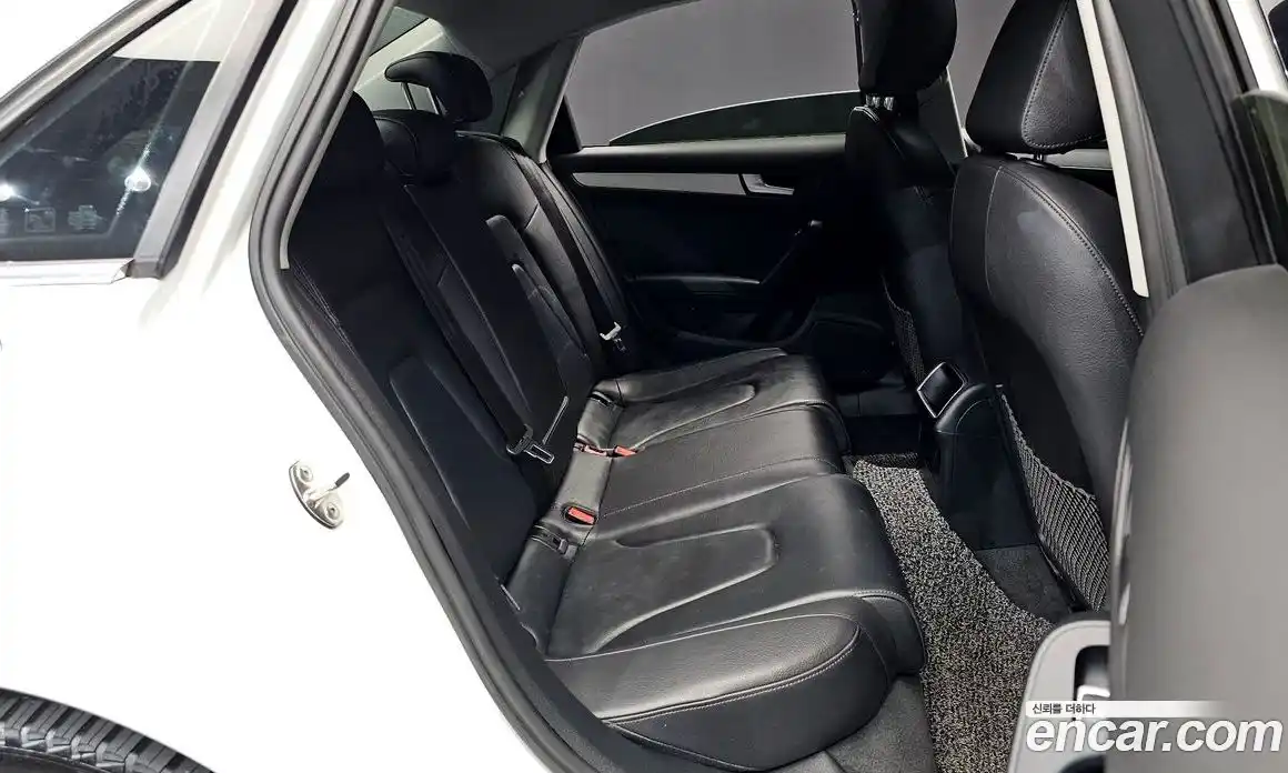 Audi A4 2015 2.0 Автомат в Москве № 229556, фото 12