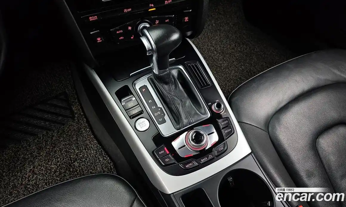 Audi A4 2015 2.0 Автомат в Москве № 229556, фото 13