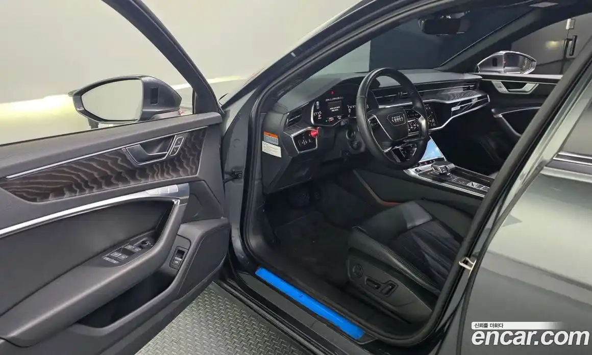 Audi A6 2021 2.0 Автомат в Москве № 229878, фото 16