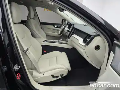 Volvo XC60 2026 2.0 Автомат в Москве № 230768, миниатюра 11