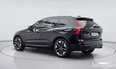 Volvo XC60 2026 2.0 Автомат в Москве № 230768, миниатюра 4