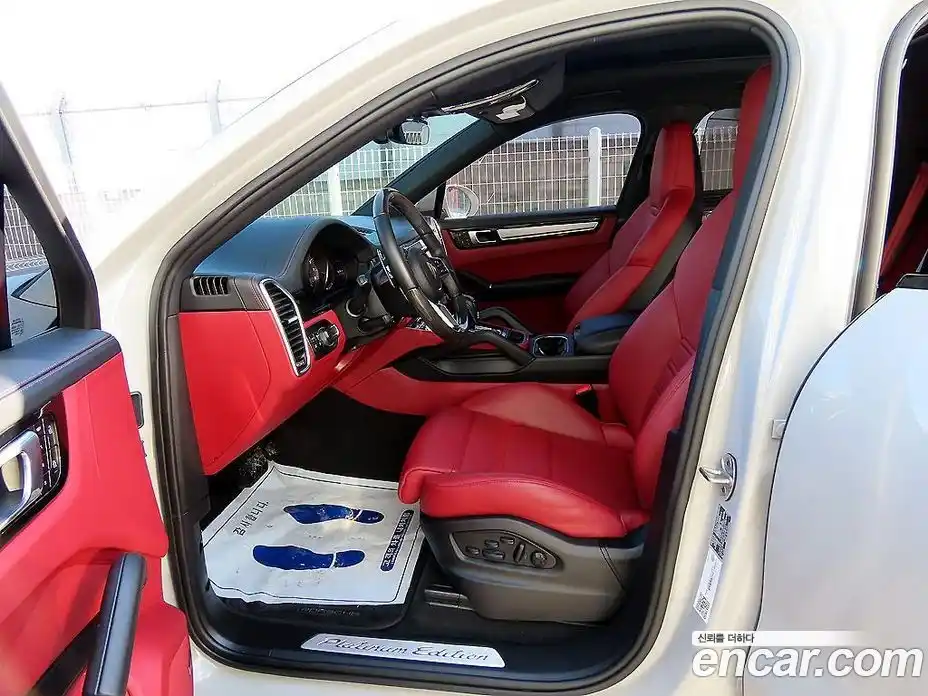 Porsche Cayenne 2022 3.0 Автомат в Москве № 231058, фото 5