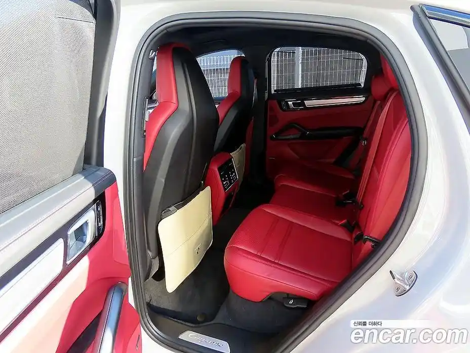 Porsche Cayenne 2022 3.0 Автомат в Москве № 231058, фото 6