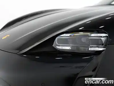 Porsche Taycan 2024 0.1 Автомат в Москве № 231074, миниатюра 11