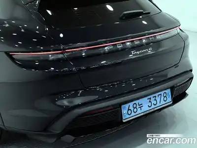 Porsche Taycan 2024 0.1 Автомат в Москве № 231074, миниатюра 12