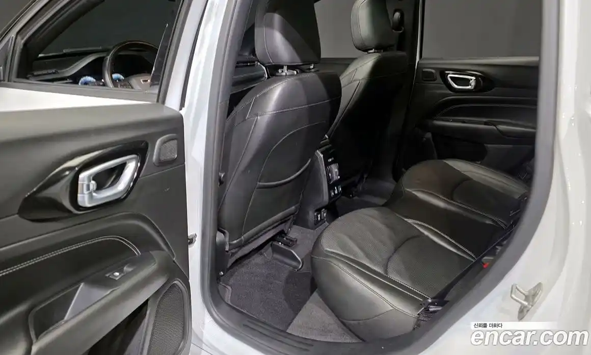 Jeep Compass 2022 2.4 Автомат в Москве № 232359, фото 4