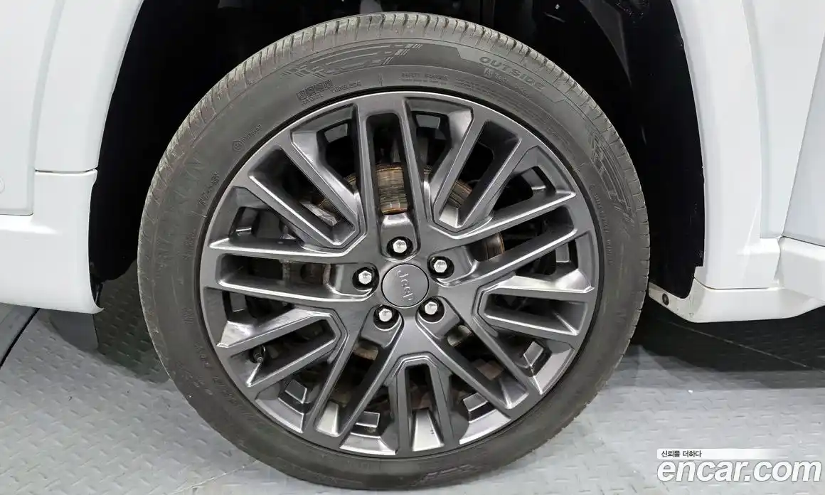 Jeep Compass 2022 2.4 Автомат в Москве № 232359, фото 6