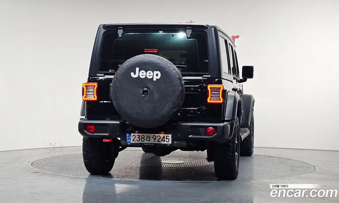 Jeep Wrangler 2022 2.0 Автомат в Москве № 232369, фото 2