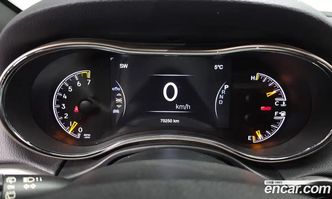 Jeep Cherokee 2017 3.6 Автомат в Москве № 232477, фото 11