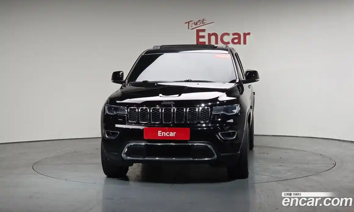 Jeep Cherokee 2017 3.6 Автомат в Москве № 232477, фото 15