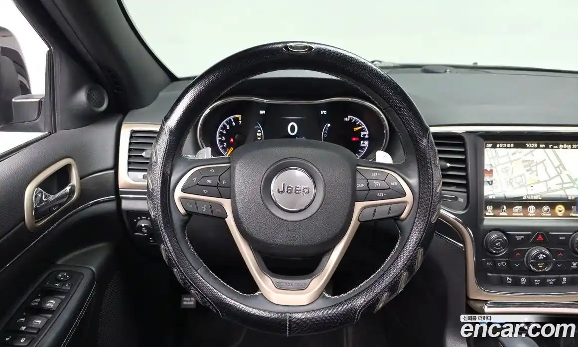 Jeep Cherokee 2017 3.6 Автомат в Москве № 232477, фото 19