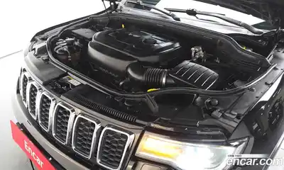 Jeep Cherokee 2017 3.6 Автомат в Москве № 232477, миниатюра 6