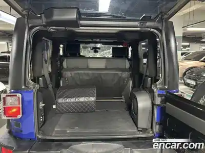 Jeep Wrangler 2010 2.8 Автомат в Москве № 232779, миниатюра 11