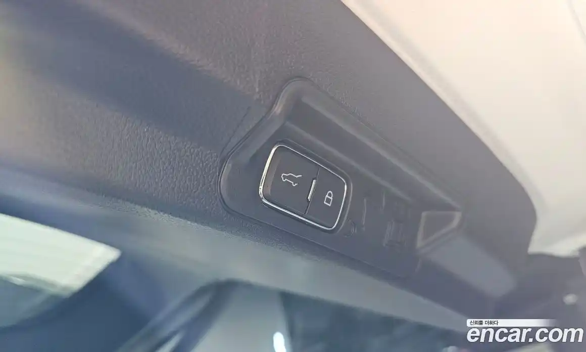 Ford Explorer 2025 2.3 Автомат в Москве № 233039, фото 4