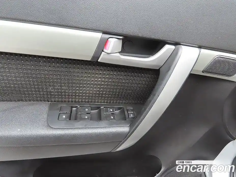 Chevrolet Captiva 2015 2.0 Автомат в Москве № 241075, фото 11