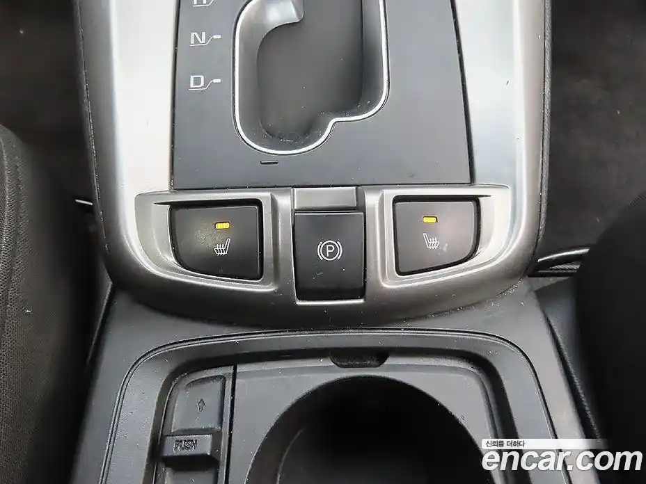 Chevrolet Captiva 2015 2.0 Автомат в Москве № 241075, фото 15