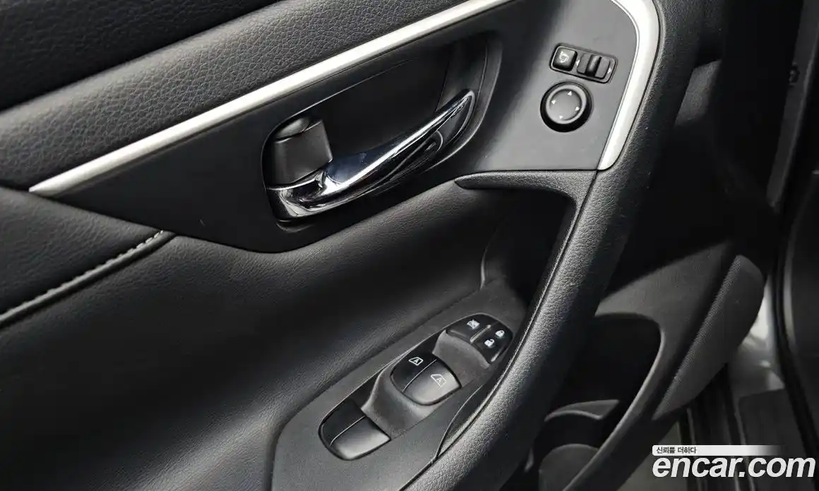 Nissan Altima 2017 2.5 Автомат в Москве № 242004, фото 8