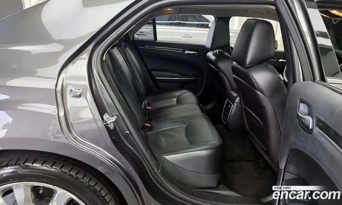 Chrysler 300C 2015 3.6 Автомат в Москве № 256755, фото 12