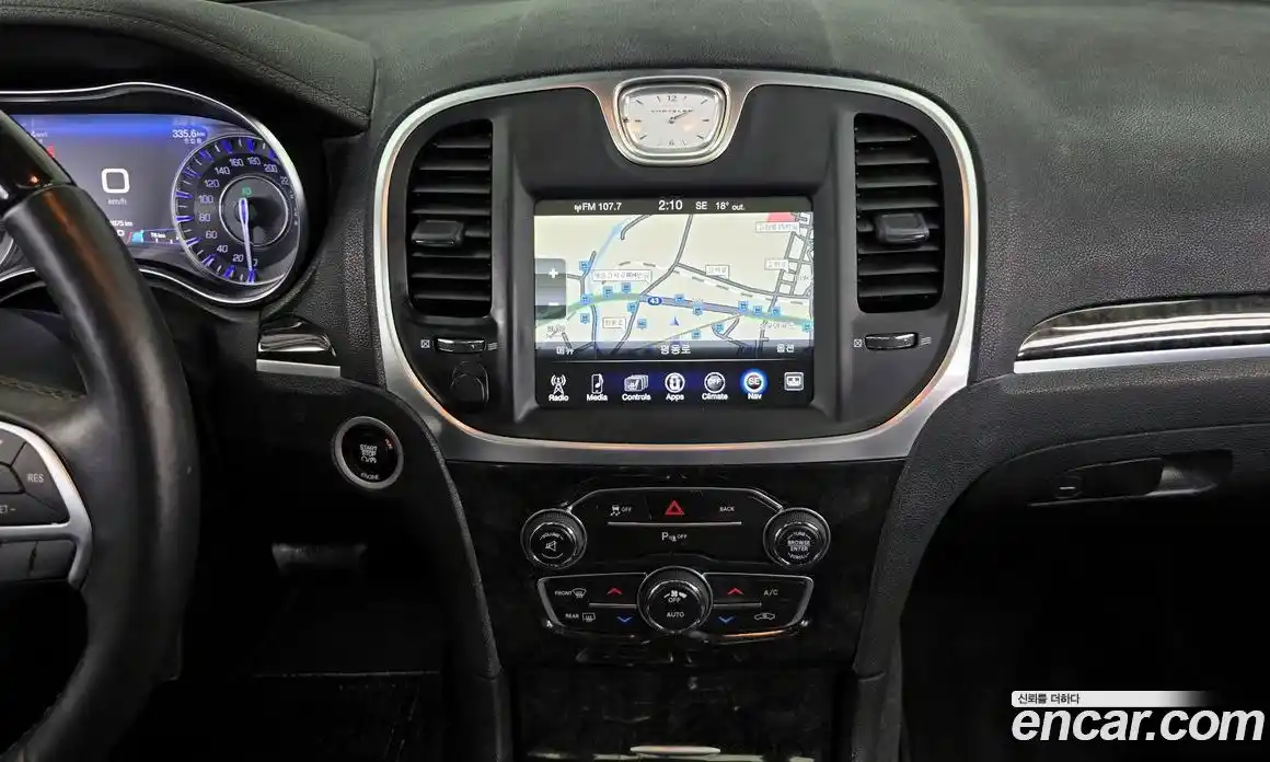 Chrysler 300C 2015 3.6 Автомат в Москве № 256755, фото 14