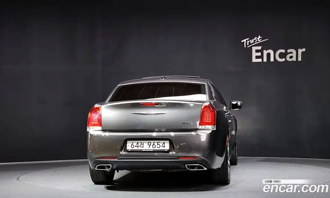 Chrysler 300C 2015 3.6 Автомат в Москве № 256755, фото 4