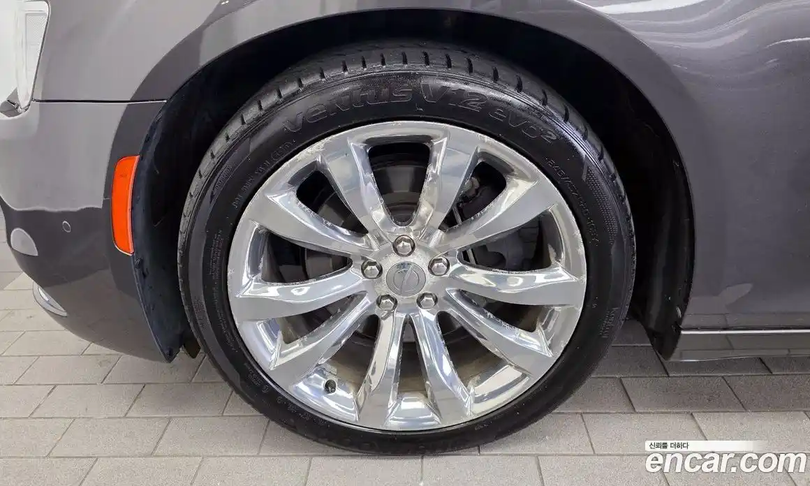 Chrysler 300C 2015 3.6 Автомат в Москве № 256755, фото 5