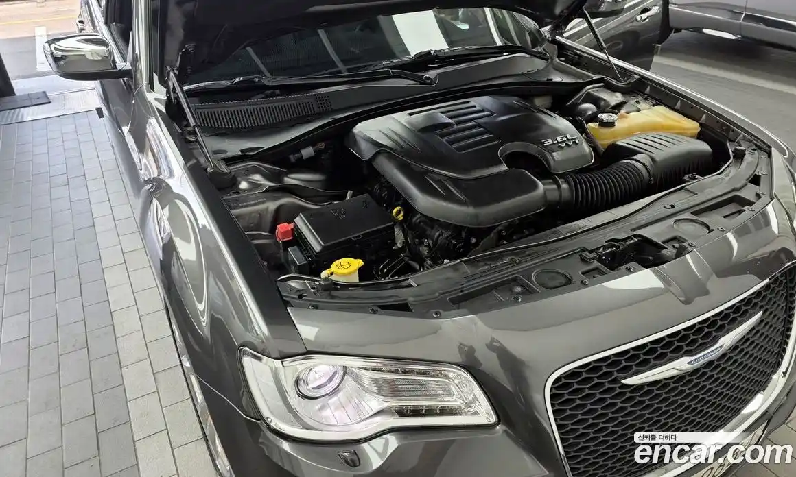 Chrysler 300C 2015 3.6 Автомат в Москве № 256755, фото 6