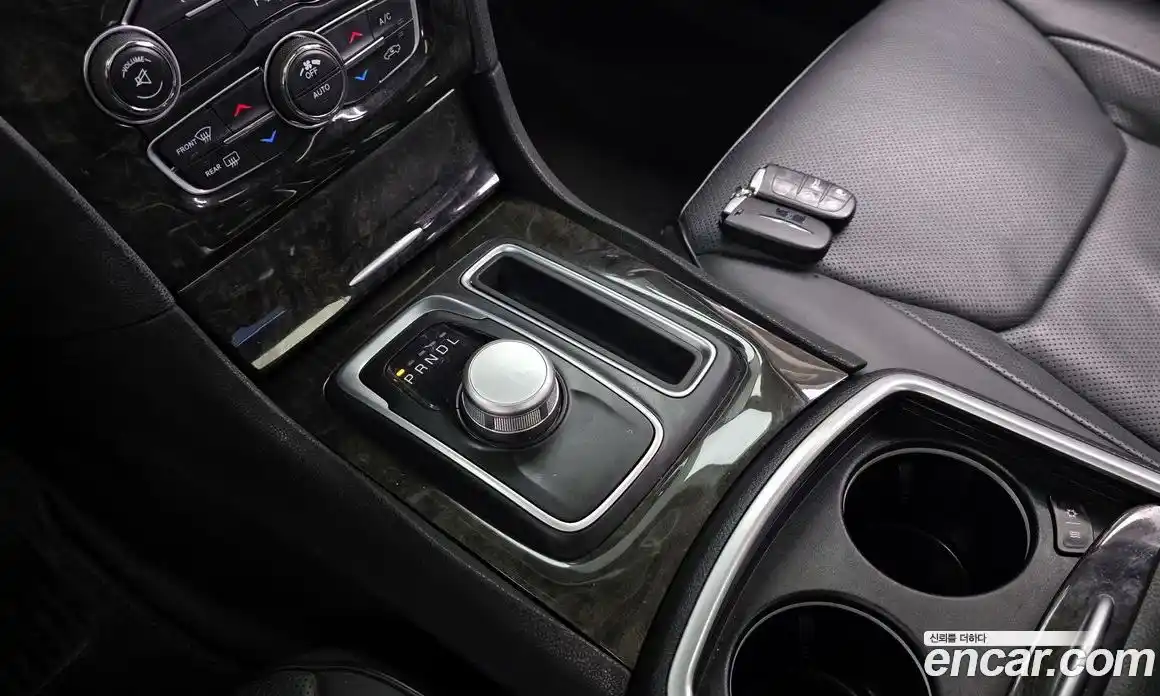 Chrysler 300C 2015 3.6 Автомат в Москве № 256755, фото 9