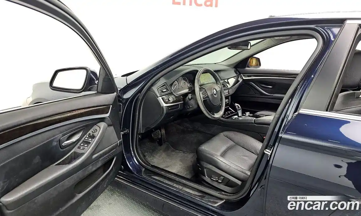 BMW 5-Series 2012 2.0 Автомат в Москве № 260452, фото 10