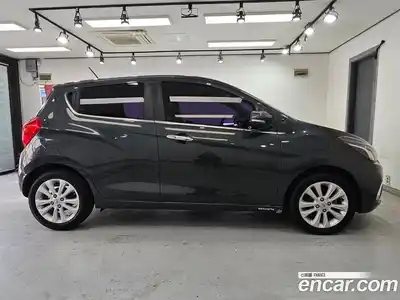 Chevrolet Spark 2018 1.0 Автомат в Москве № 26191, миниатюра 4