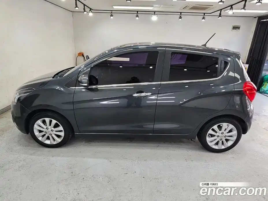 Chevrolet Spark 2018 1.0 Автомат в Москве № 26191, фото 5